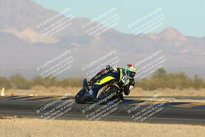 media/Dec-07-2024-CVMA (Sat) [[21c5f1ef85]]/Race 12-Supersport Middleweight/